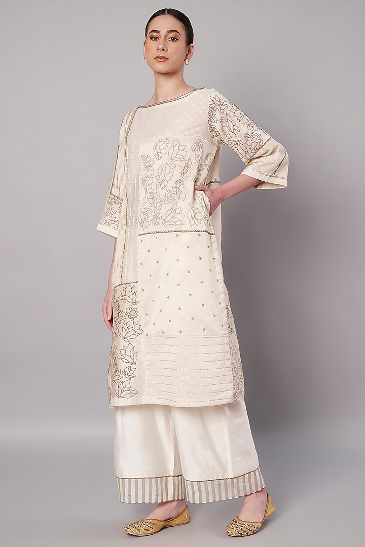Ivory Chanderi Hand Embroidered Kurta Set by Saahiil Kapoor at Pernia's Pop Up Shop