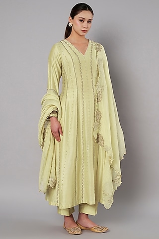 Soft Lime Chanderi Hand Embroidered Kurta Set by Saahiil Kapoor
