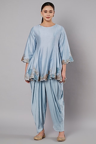 Dusty Blue Chanderi Hand Embroidered Short Kurta Set Set by Saahiil Kapoor