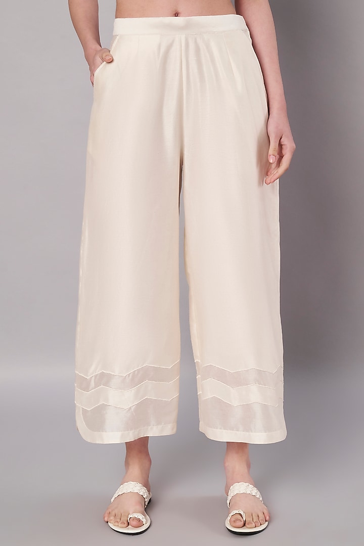 Ivory Mul Chanderi & Chanderi Co-Ord Set by Saahiil Kapoor at Pernia's Pop Up Shop
