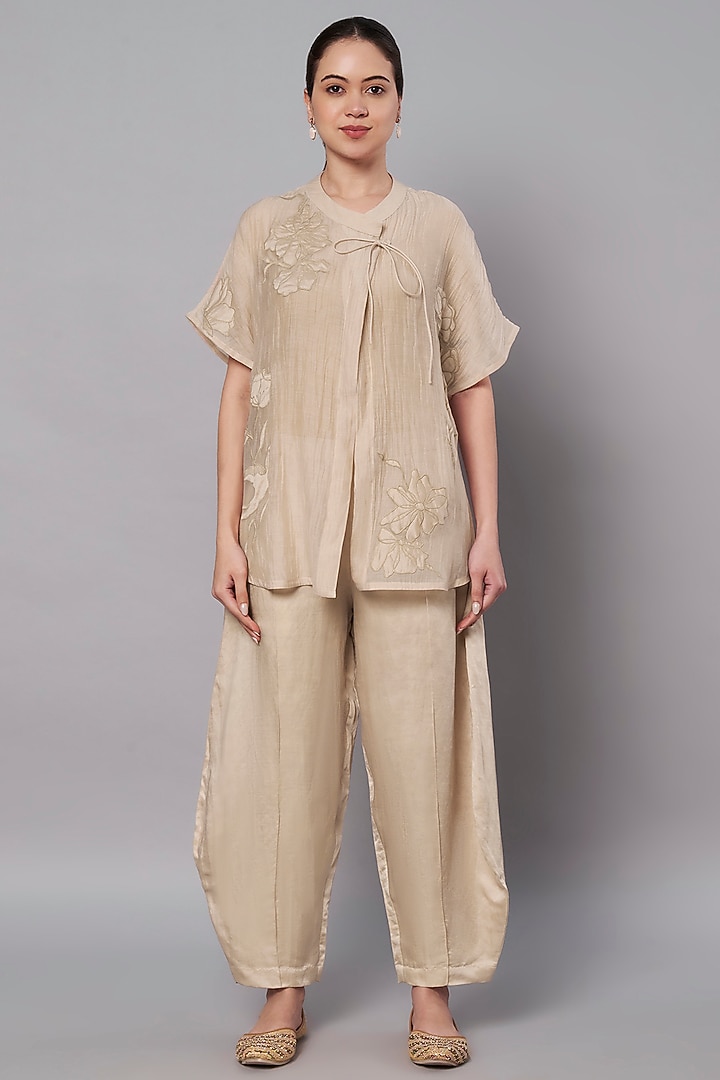 Ivory Mul Chanderi & Linen Satin Co-Ord Set by Saahiil Kapoor at Pernia's Pop Up Shop