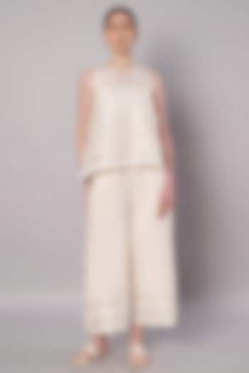 Ivory Mul Chanderi & Chanderi Co-Ord Set by Saahiil Kapoor at Pernia's Pop Up Shop