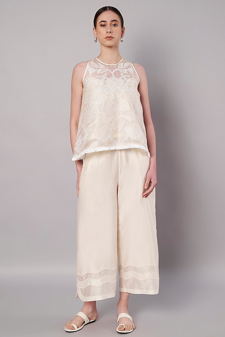 Ivory Mul Chanderi & Chanderi Co-Ord Set by Saahiil Kapoor at Pernia's Pop Up Shop