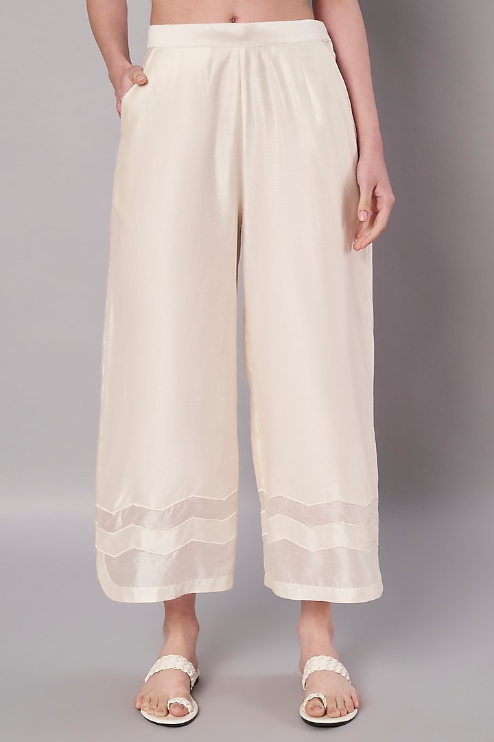 Ivory Mul Chanderi & Chanderi Co-Ord Set by Saahiil Kapoor at Pernia's Pop Up Shop