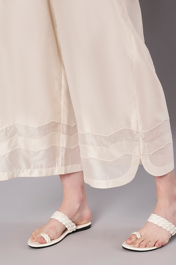 Ivory Mul Chanderi & Chanderi Co-Ord Set by Saahiil Kapoor at Pernia's Pop Up Shop