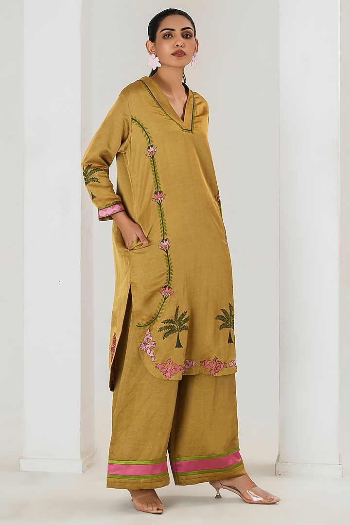 Mustard Linen Satin Floral Embroidered Kurta Set by Saahiil Kapoor at Pernia's Pop Up Shop