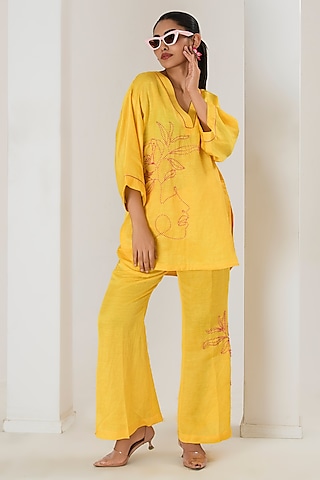 Yellow Linen Satin Beads Work Short Kurta Set by Saahiil Kapoor