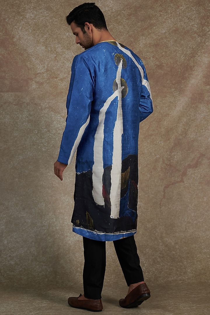 Blue Silk Dupion Printed Kurta by Saksham and Neharicka Men at Pernia's Pop Up Shop