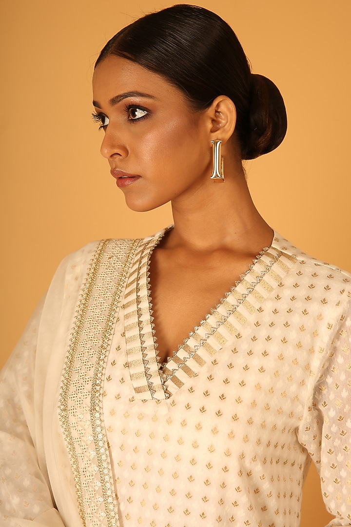 Ivory Chanderi Brocade Hand Embroidered Kurta Set by Saksham and Neharicka at Pernia's Pop Up Shop
