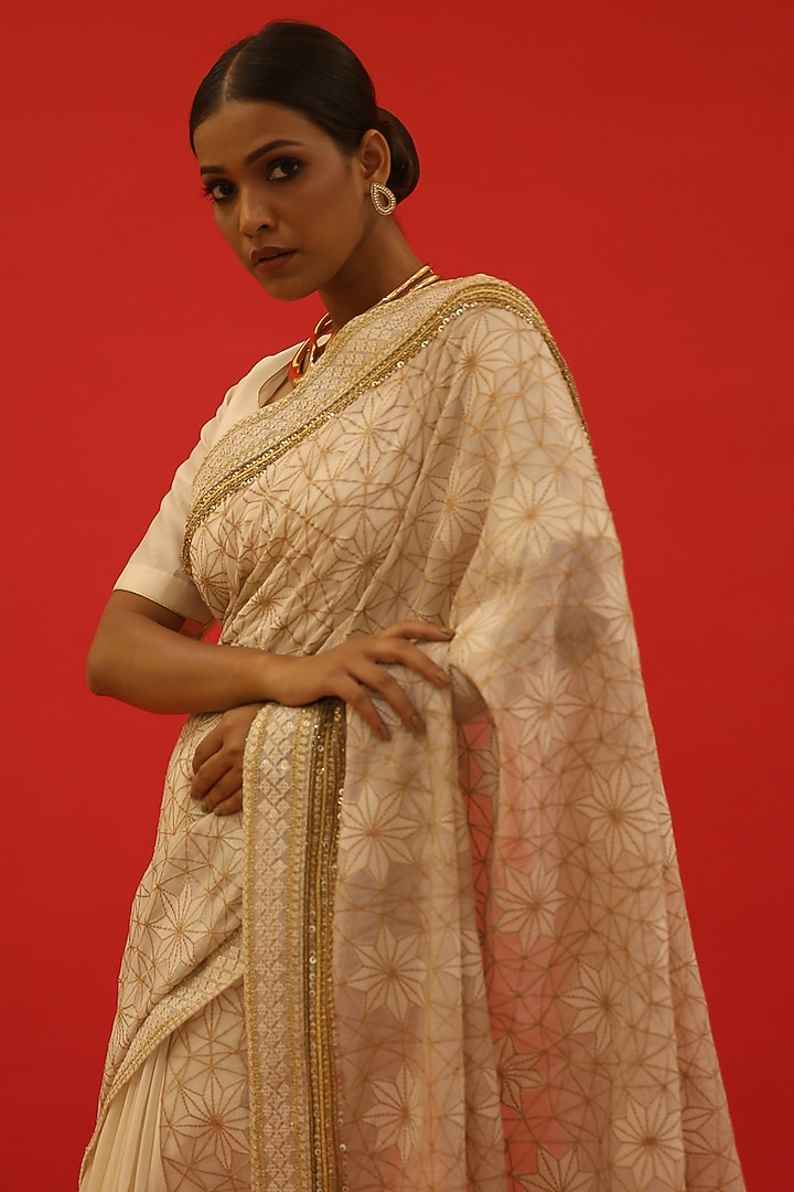 Ivory Banarasi Cotton Silk Resham Hand Embroidered Wedding Saree Set by Saksham and Neharicka at Pernia's Pop Up Shop