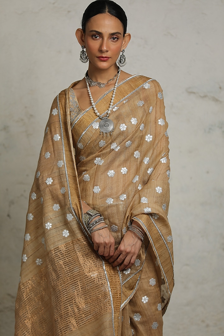 Beige Tussar Silk Hand Embroidered Wedding Saree Set by Saksham and Neharicka at Pernia's Pop Up Shop