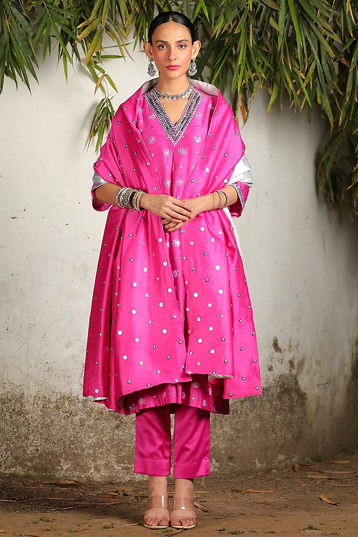 Pink Chanderi Hand Embroidered A-Line Kurta Set by Saksham and Neharicka at Pernia's Pop Up Shop