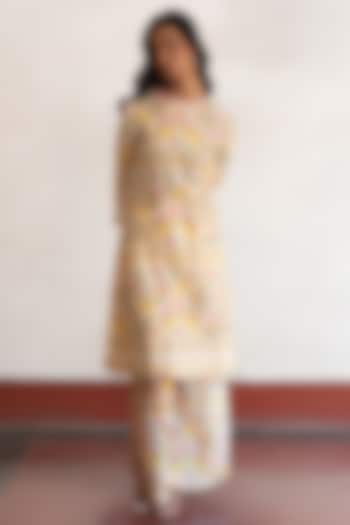 Yellow Banarasi Cotton Silk Printed & Embroidered Kurta Set by Saksham and Neharicka at Pernia's Pop Up Shop