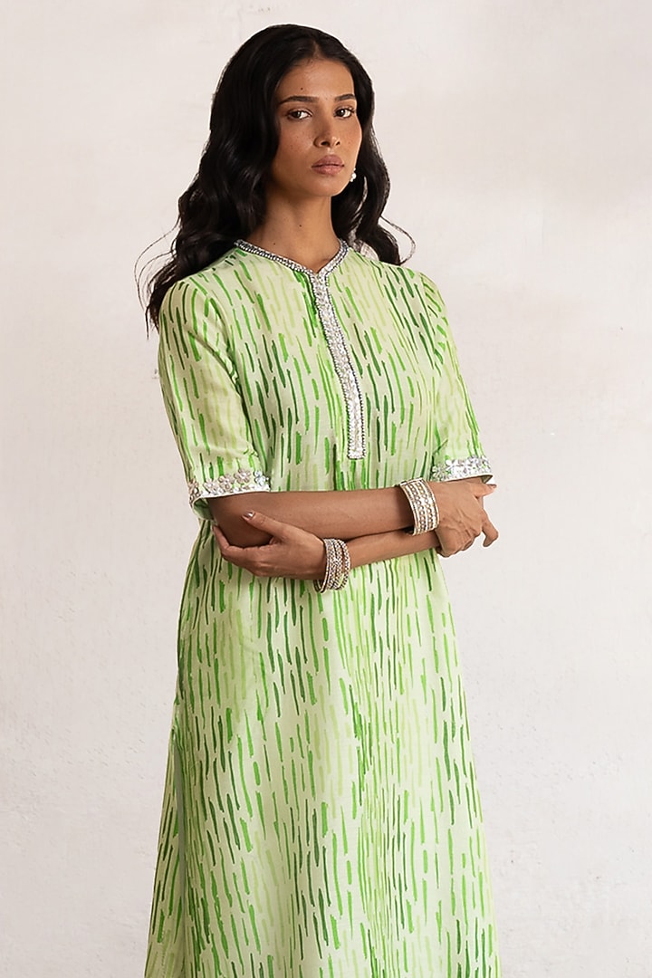 Green Banarasi Cotton Silk Printed & Embroidered Kurta Set by Saksham and Neharicka at Pernia's Pop Up Shop
