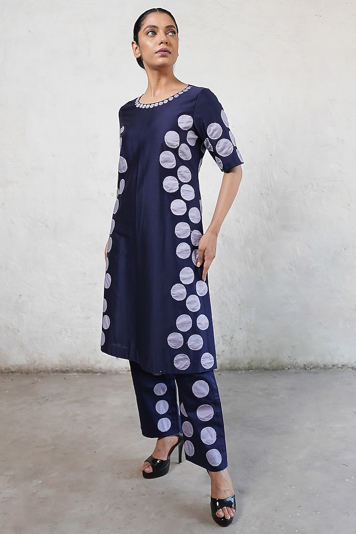 Navy Blue Banarasi Cotton Silk Applique Embroidered Kurta Set by Saksham and Neharicka at Pernia's Pop Up Shop