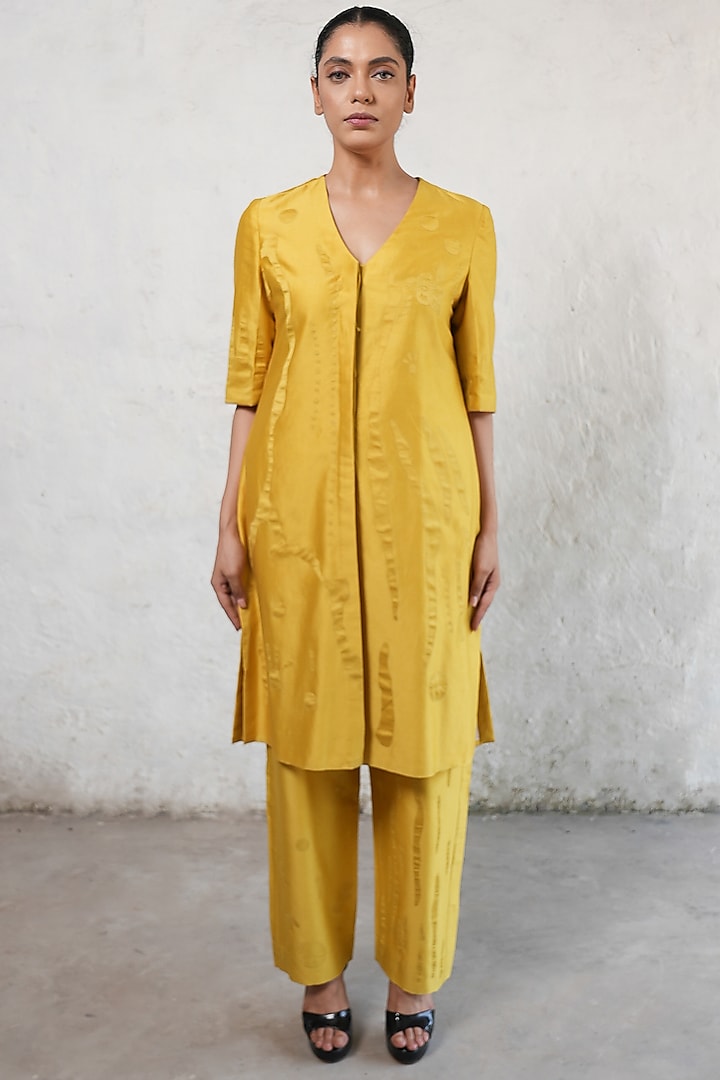 Ochre Yellow Banarasi Cotton Silk Applique Embroidered Kurta Set by Saksham and Neharicka at Pernia's Pop Up Shop