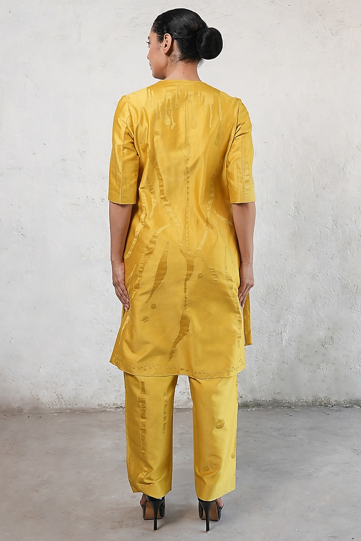 Ochre Yellow Banarasi Cotton Silk Applique Embroidered Kurta Set by Saksham and Neharicka at Pernia's Pop Up Shop