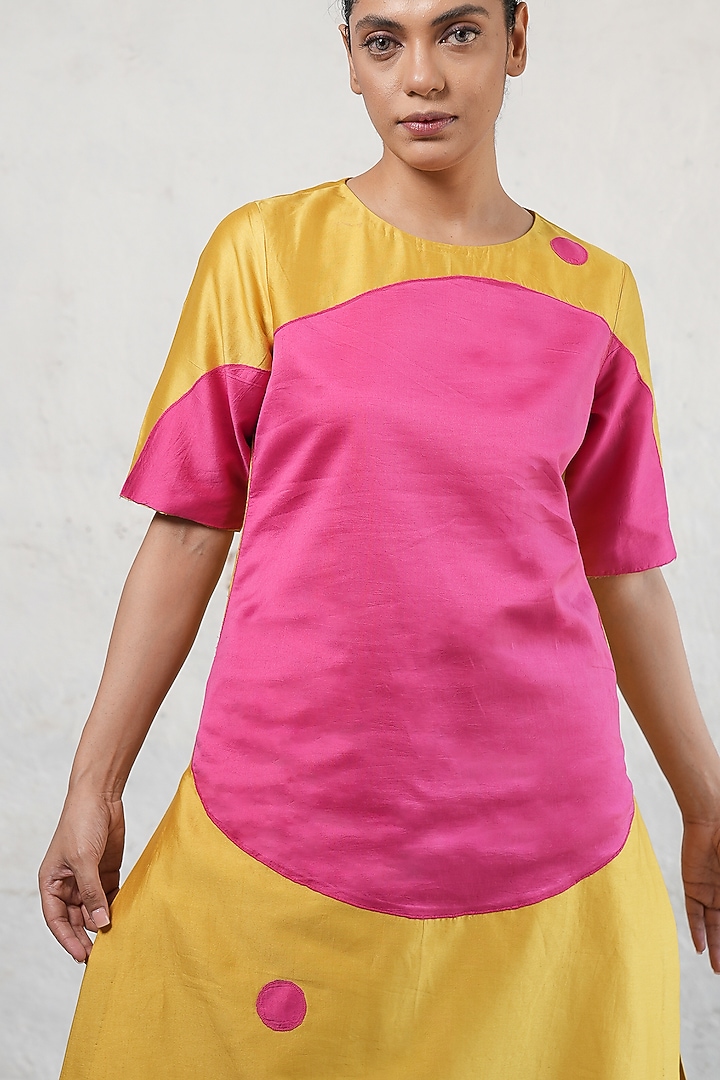 Ochre Yellow & Fuchsia Pink Banarasi Cotton Silk Applique Embroidered Kurta Set by Saksham and Neharicka at Pernia's Pop Up Shop