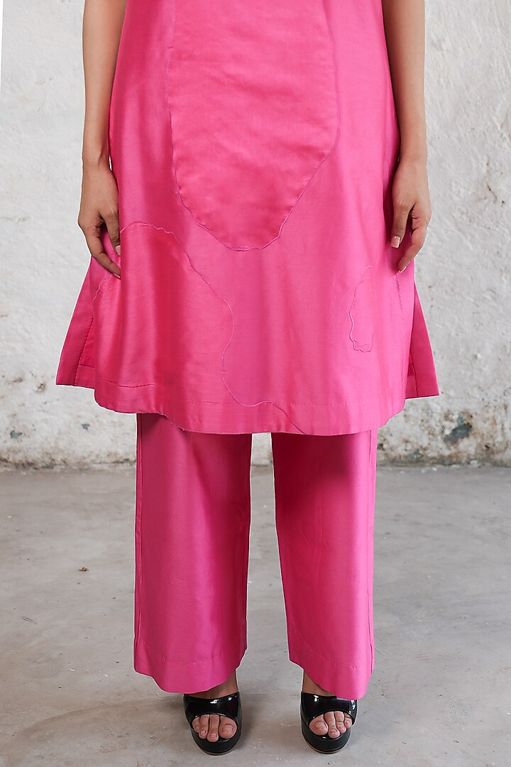 Fuchsia Pink Banarasi Cotton Silk Applique Embroidered Kurta Set by Saksham and Neharicka at Pernia's Pop Up Shop