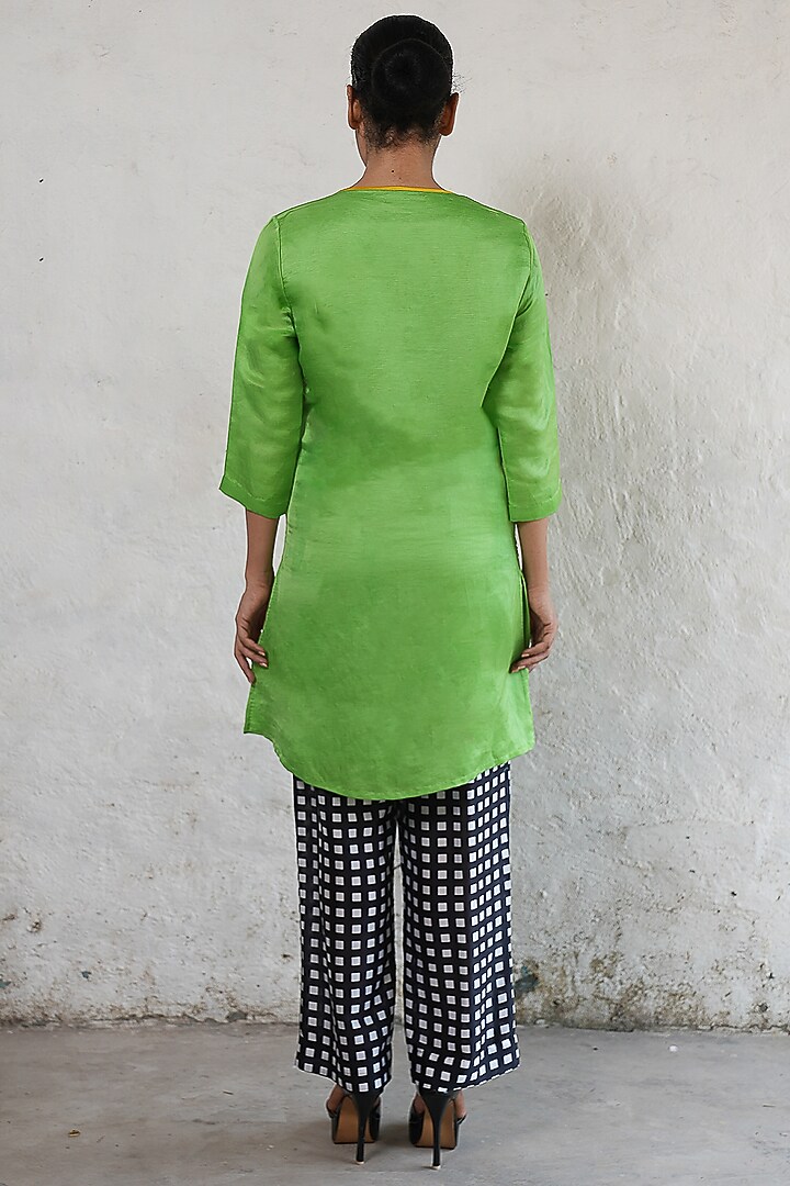 Green Linen Satin Hand Embroidered Kurta Set by Saksham and Neharicka at Pernia's Pop Up Shop