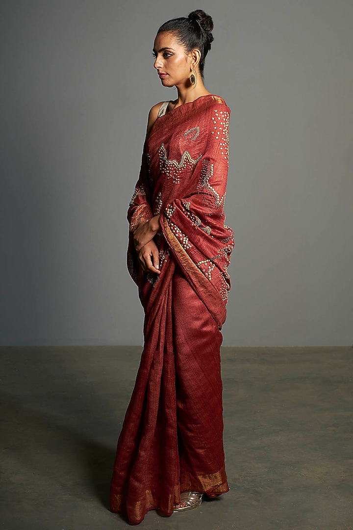 Red Hand Embroidered Wedding Saree Set by Saksham and Neharicka at Pernia's Pop Up Shop