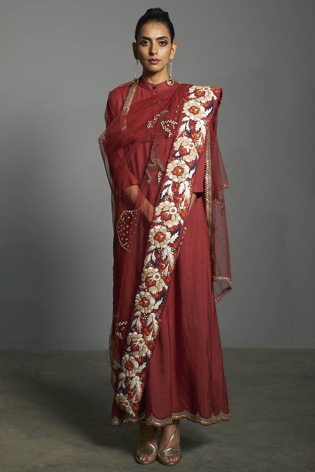 Red Embroidered Kurta Set by Saksham and Neharicka at Pernia's Pop Up Shop