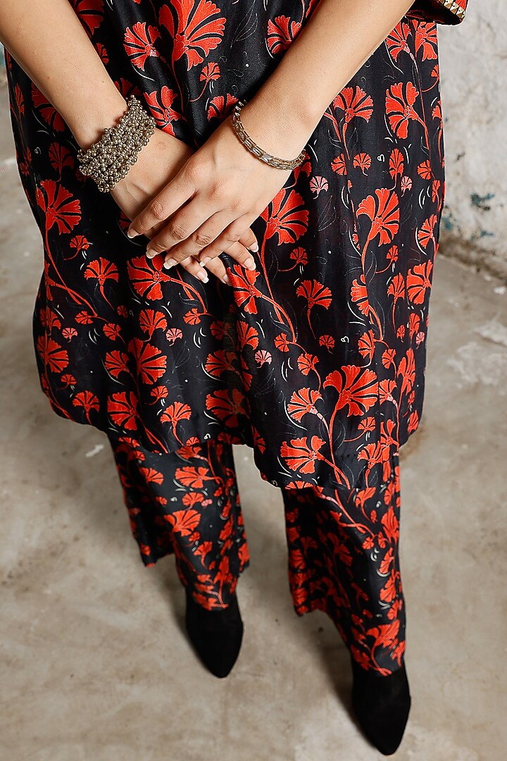 Red & Black Banarasi Cotton Silk Printed & Embroidered Kurta Set by Saksham and Neharicka at Pernia's Pop Up Shop