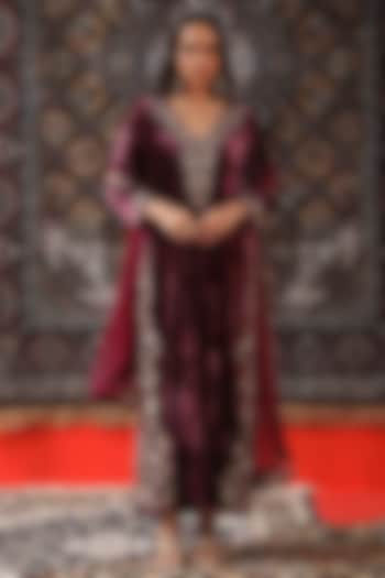 Deep Wine Velvet Zardosi Hand Embroidered Kurta Set by SABE at Pernia's Pop Up Shop
