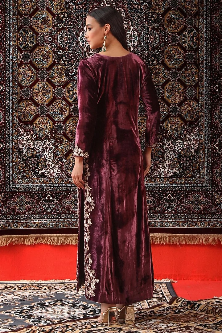 Deep Wine Velvet Zardosi Hand Embroidered Kurta Set by SABE at Pernia's Pop Up Shop