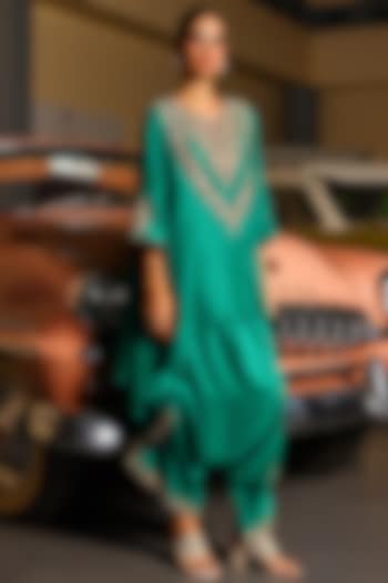 Green Pure Silk Zari & Resham Hand Embroidered Kurta Set by SABE at Pernia's Pop Up Shop