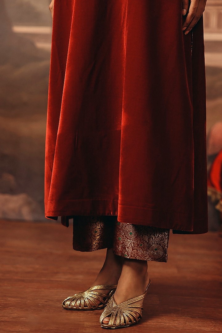 Rust Velvet Dabka Embroidered Kaftan Set by SABE at Pernia's Pop Up Shop