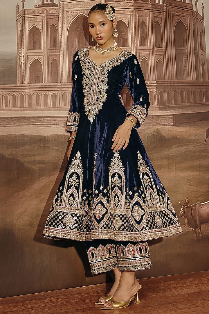 Navy Blue Velvet Dabka Embroidered Bridal Anarkali Set by SABE at Pernia's Pop Up Shop