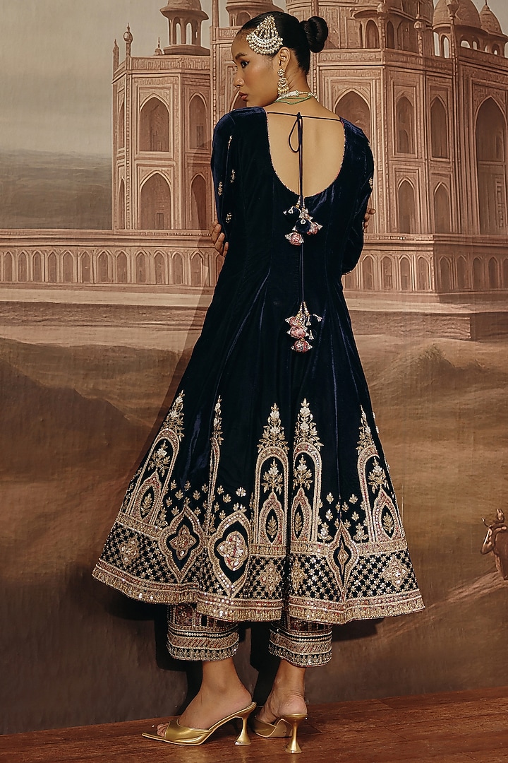Navy Blue Velvet Dabka Embroidered Bridal Anarkali Set by SABE at Pernia's Pop Up Shop