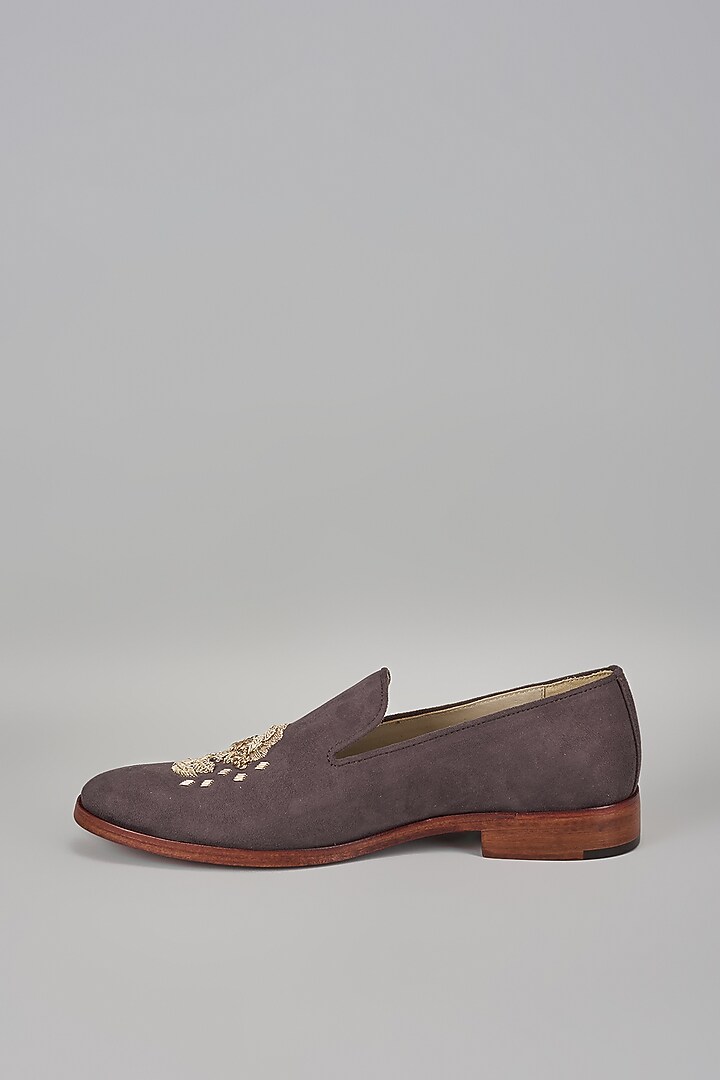 Brown Suede Hand Embroidered Loafers by SALIL BHATIA at Pernia's Pop Up Shop