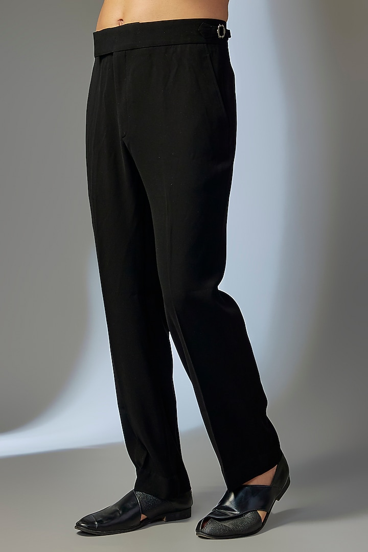Black Japanese Fabric Cutdana Embroidered Kurta Set by SALIL BHATIA at Pernia's Pop Up Shop