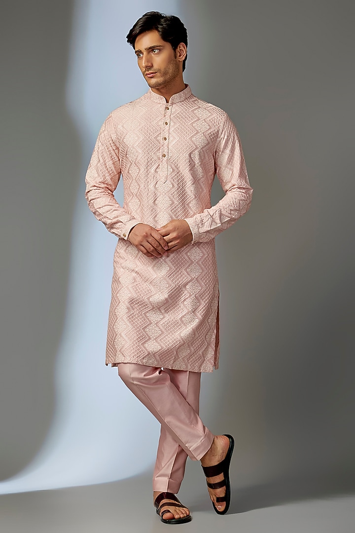Peach Blush Dola Silk Thread Embellished Kurta Set by SALIL BHATIA at Pernia's Pop Up Shop