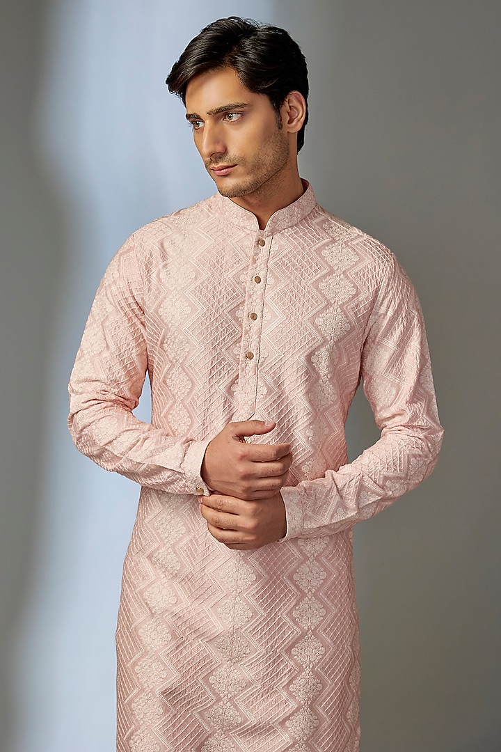 Peach Blush Dola Silk Thread Embellished Kurta Set by SALIL BHATIA at Pernia's Pop Up Shop