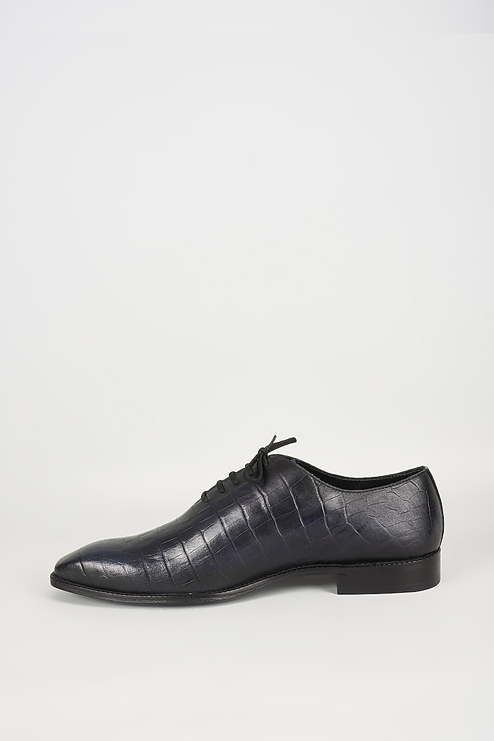 Midnight Blue Embossed Leather Oxford Shoes by SALIL BHATIA at Pernia's Pop Up Shop