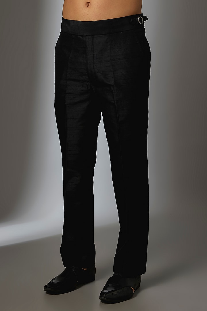 Black Pure Raw Silk Thread Embroidered Kurta Set by SALIL BHATIA at Pernia's Pop Up Shop