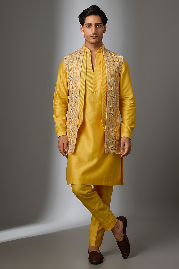 Yellow Silk Thread Embellished Long Jacket Kurta Set by SALIL BHATIA at Pernia's Pop Up Shop