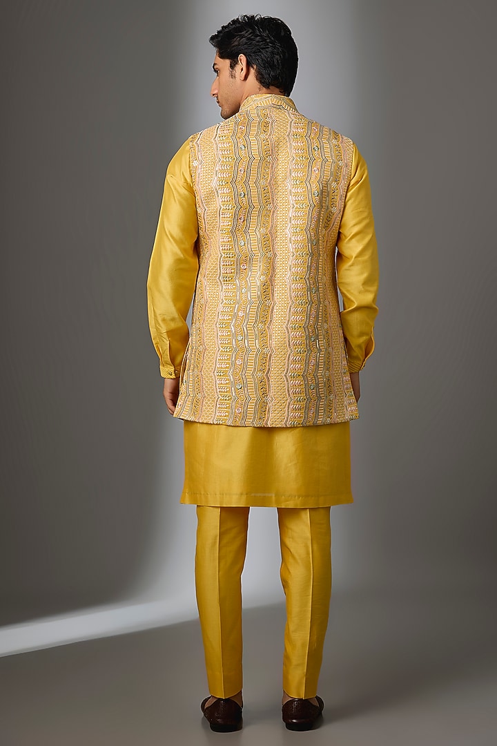 Yellow Silk Thread Embellished Long Jacket Kurta Set by SALIL BHATIA at Pernia's Pop Up Shop