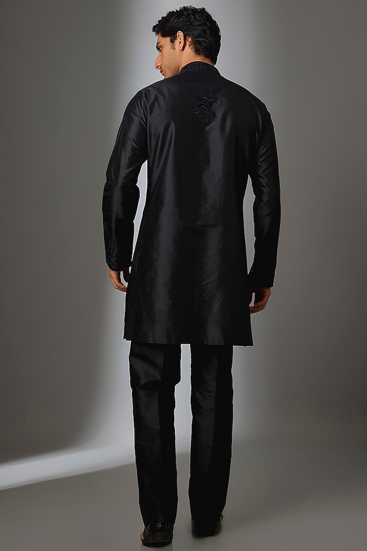 Black Silk Thread Embroidered Kurta Set by SALIL BHATIA at Pernia's Pop Up Shop