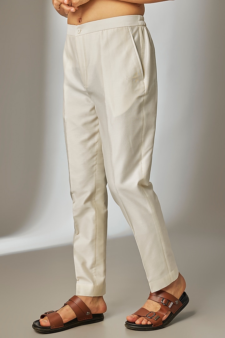 Ivory Chanderi Threadwork Sheer Kurta Set by SALIL BHATIA at Pernia's Pop Up Shop