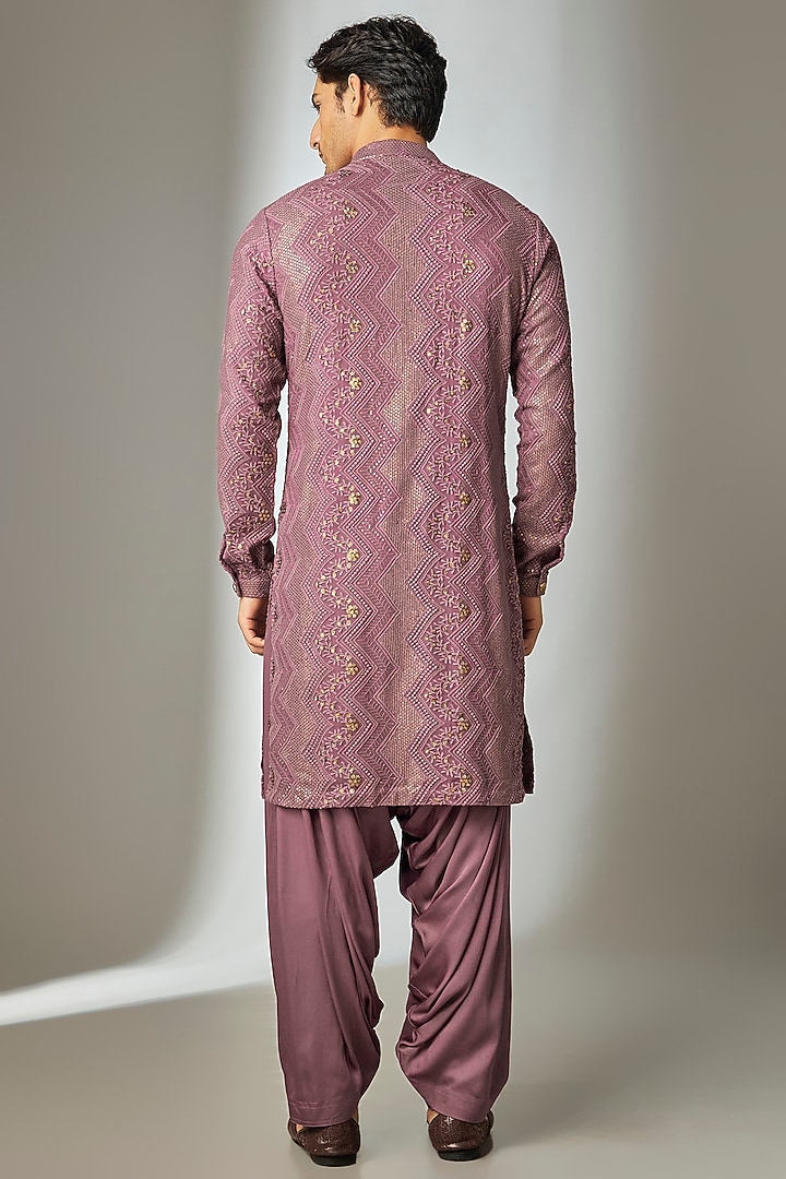 Mulberry Mauve Georgette Thread Embellished Kurta Set by SALIL BHATIA at Pernia's Pop Up Shop