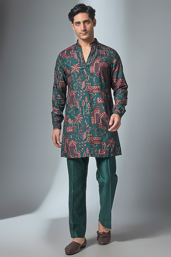 Green Silk Dola Thread Embellished Kurta Set by SALIL BHATIA at Pernia's Pop Up Shop