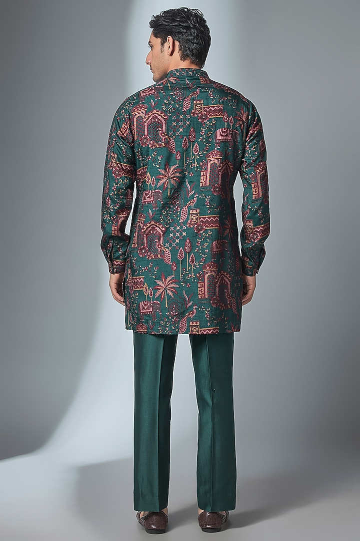 Green Silk Dola Thread Embellished Kurta Set by SALIL BHATIA at Pernia's Pop Up Shop
