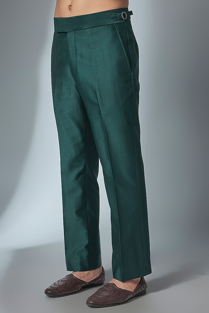 Green Silk Dola Thread Embellished Kurta Set by SALIL BHATIA at Pernia's Pop Up Shop