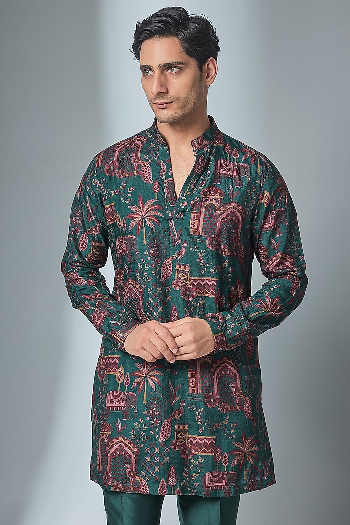 Green Silk Dola Thread Embellished Kurta Set by SALIL BHATIA at Pernia's Pop Up Shop