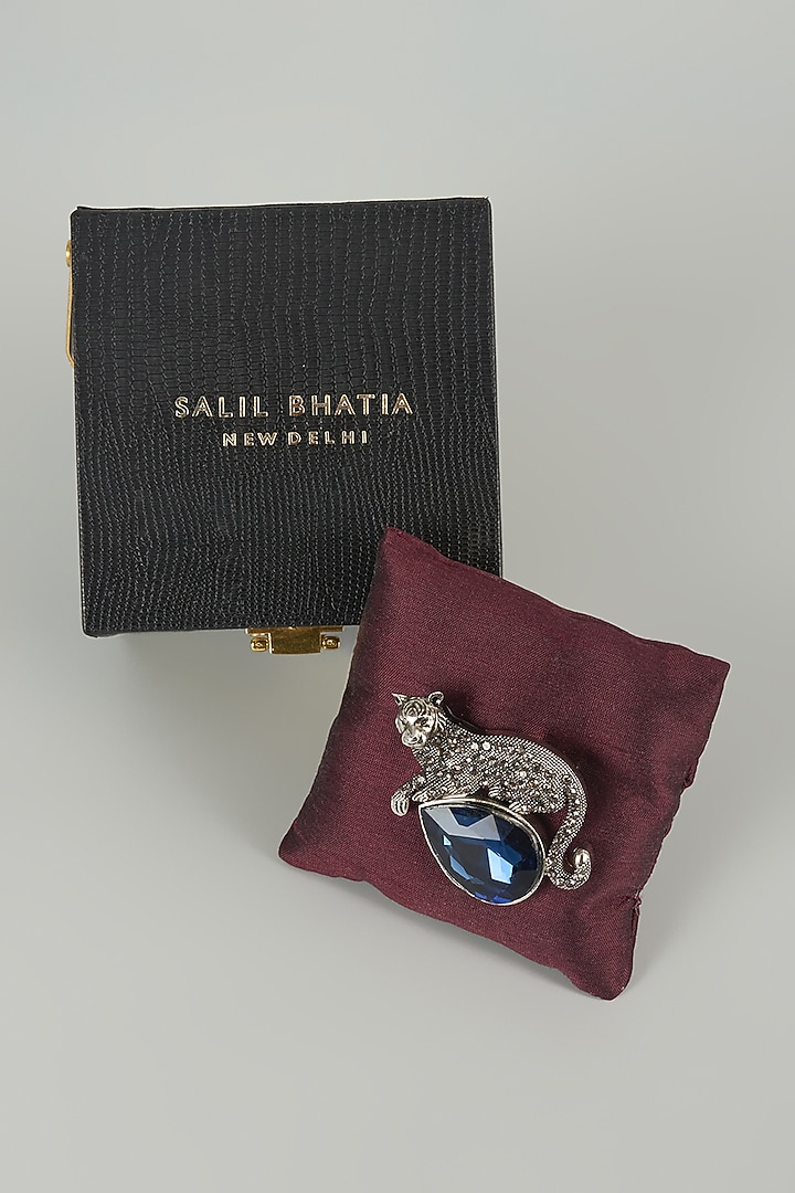 Gunmetal Finish Embellished Leopard Brooch by SALIL BHATIA at Pernia's Pop Up Shop