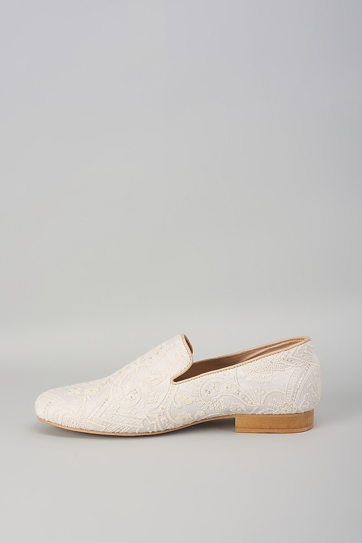 Ivory Silk Thread Embellished Loafers by SALIL BHATIA at Pernia's Pop Up Shop